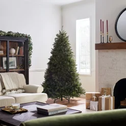 7 ft. Dunhill Fir Tree