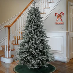 7.5 ft. Holliston Tree