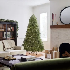 7.5 ft. Pre-Lit Dunhill Fir Hinged Tree with Clear Lights