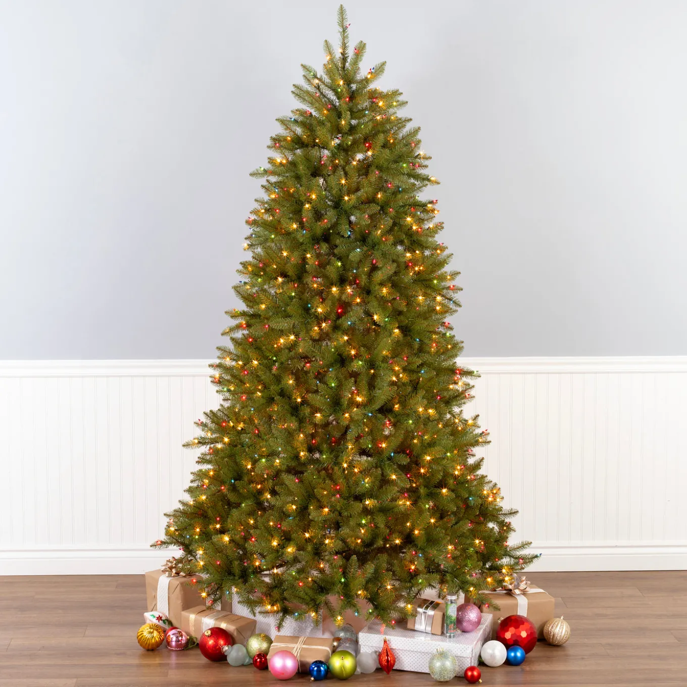 7.5 ft. Pre-Lit Dunhill Fir Tree with Multicolor, Clear Spectrum Lights