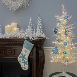 4 ft.Pre-Lit Tree with Warm White LED Lights