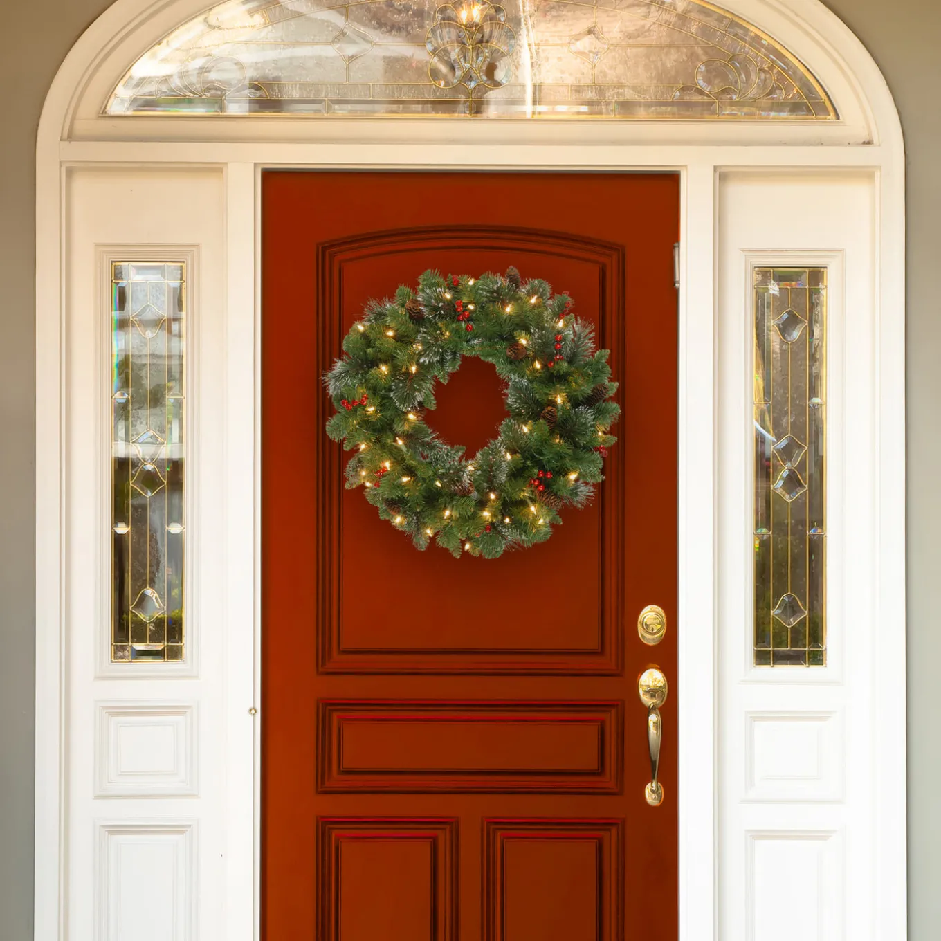 30 in. Pre-Lit Crestwood Spruce Wreath with Clear Lights