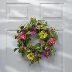 22 in. Spring Wreath with Dasiy Blooms, Leafy Greens